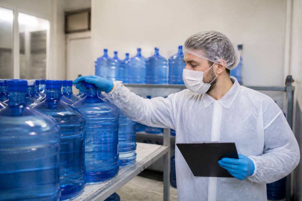 Depósito de agua mineral: como escolher a melhor opção para armazenamento seguro