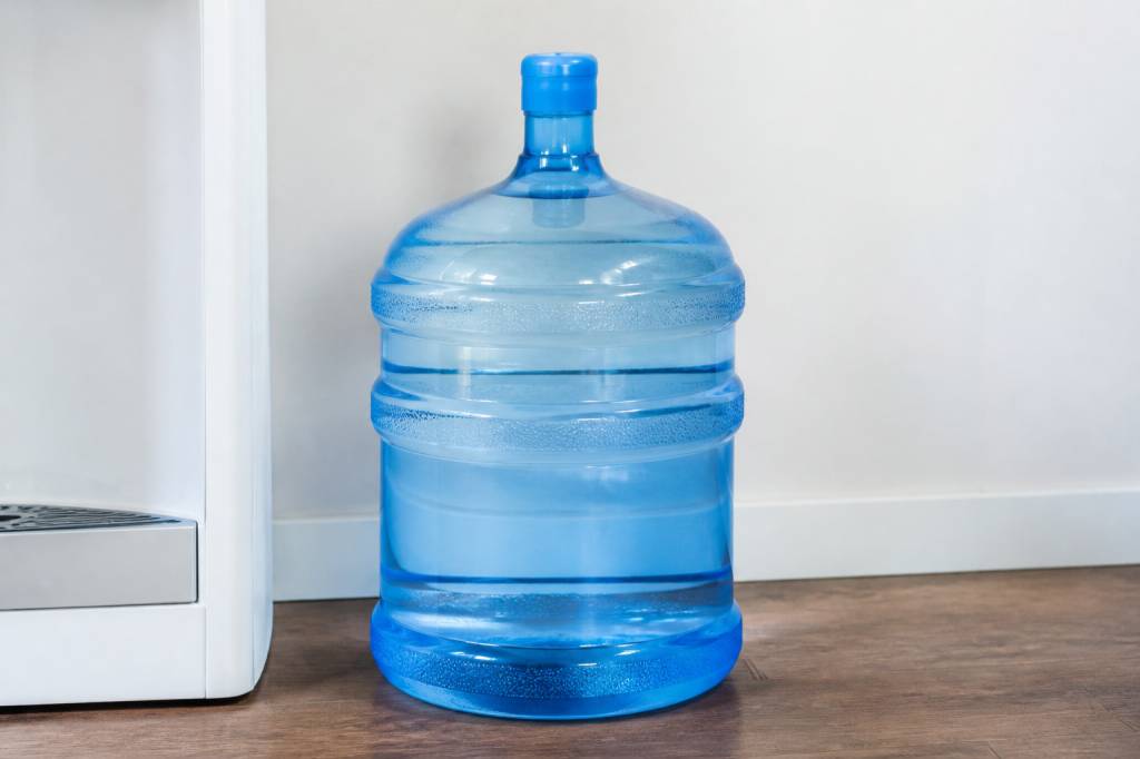 Quantos litros tem um galão de agua